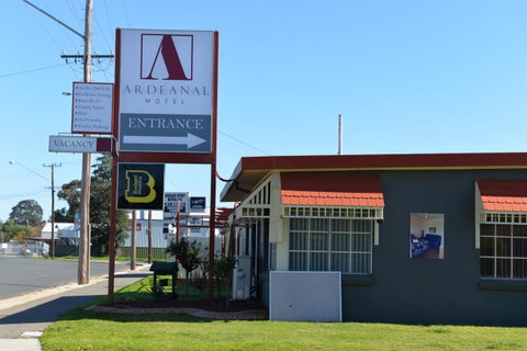 Ardeanal Motel - Accommodation Tasmania 0