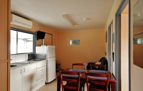 Baudin Beach Apartments - Accommodation Tasmania 12
