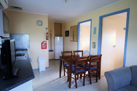 Baudin Beach Apartments - Accommodation Tasmania 13