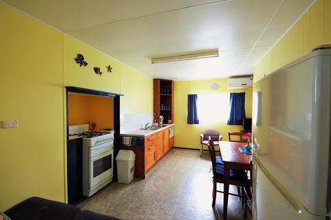 Baudin Beach Apartments - Accommodation Tasmania 8