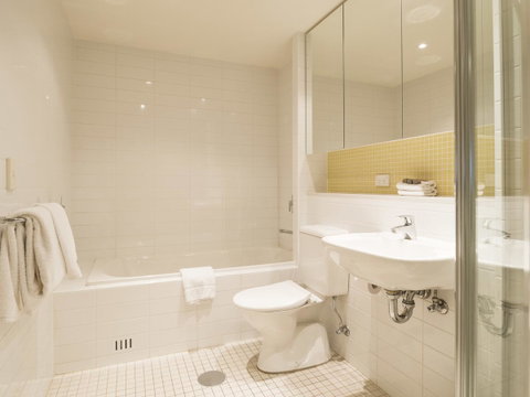 Oaks Glenelg Liberty Suites - Accommodation Tasmania 26