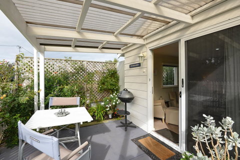 Wintergarden Beach Cabin - Accommodation Tasmania 7