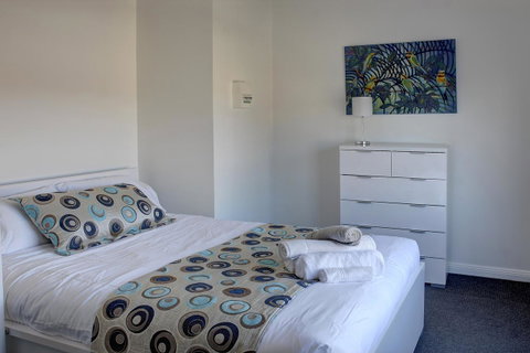 Aart Apartments - Accommodation Tasmania 24