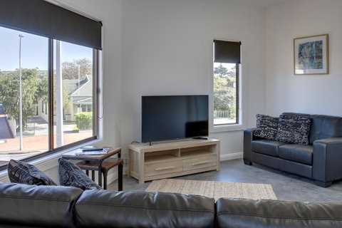 Aart Apartments - Accommodation Tasmania 26