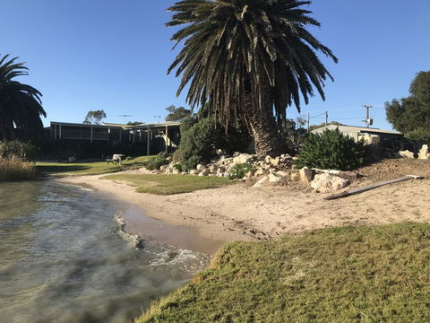 Hydeaway Bay - Own Private Bay + Kayaks - Accommodation Tasmania 3