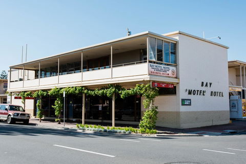 Bay Motel Hotel - Accommodation Tasmania 24