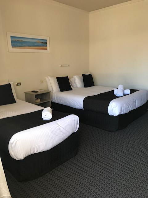 Bay Motel Hotel - Accommodation Tasmania 4