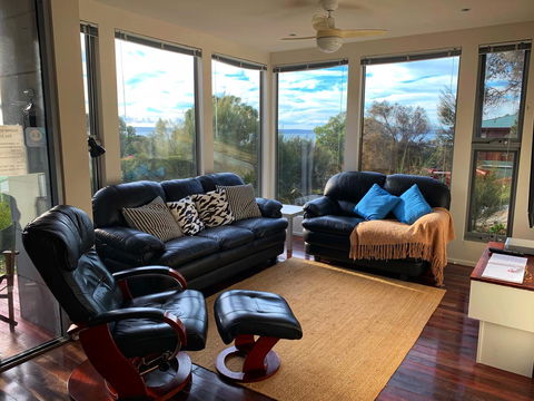 Sunrise On Falie Seaview Eco Accommodation - Accommodation Tasmania 16