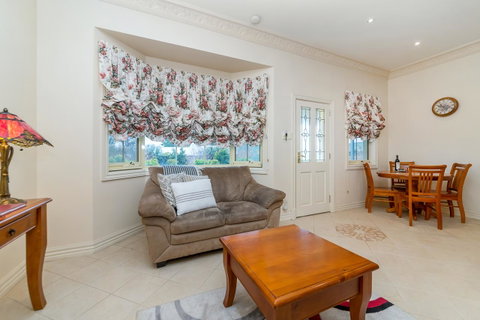 Barossa Vineyard Cottages - Accommodation Tasmania 17