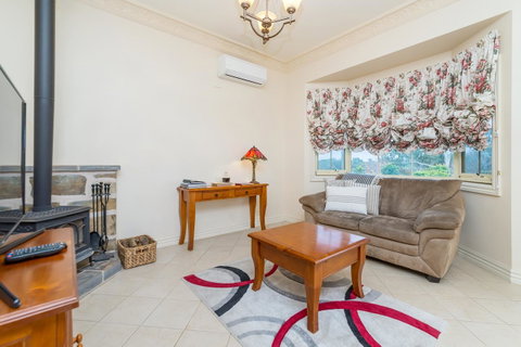 Barossa Vineyard Cottages - Accommodation Tasmania 18