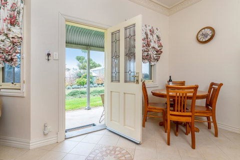 Barossa Vineyard Cottages - Accommodation Tasmania 19