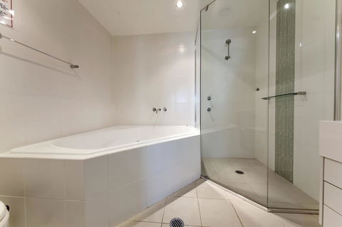 Pacific Blue 278-265 Sandy Pt Rd- Dual Key Access, Wifi, Linen And Air Conditioning - Accommodation Tasmania 11