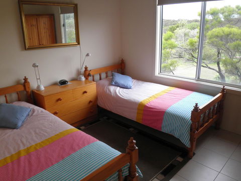 The Haven - Island Beach - Accommodation Tasmania 11