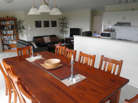 The Haven - Island Beach - Accommodation Tasmania 2