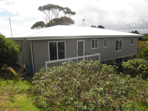 The Haven - Island Beach - Accommodation Tasmania 4