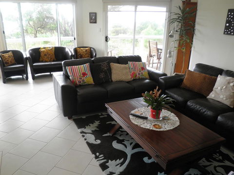 The Haven - Island Beach - Accommodation Tasmania 6