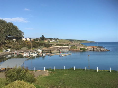 Penneshaw Oceanview Apartments - Accommodation Tasmania 0