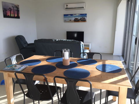 Penneshaw Oceanview Apartments - Accommodation Tasmania 13