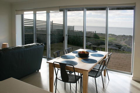 Penneshaw Oceanview Apartments - Accommodation Tasmania 12