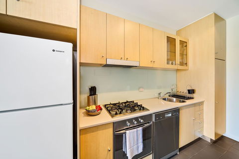 York Apartments - Accommodation Tasmania 11