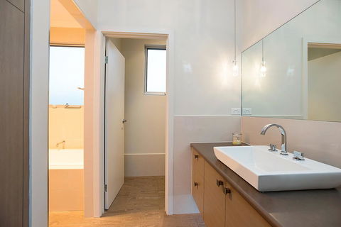 Lavina Luxury Beach House - Accommodation Tasmania 27