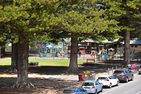Breeze Beachfront Apartment - Accommodation Tasmania 2