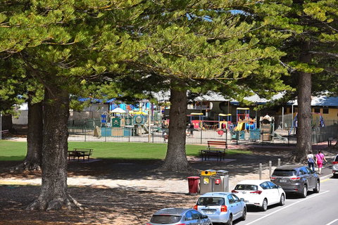 Breeze Beachfront Apartment - Accommodation Tasmania 1