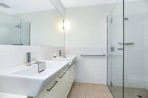 Breeze Beachfront Apartment - Accommodation Tasmania 18