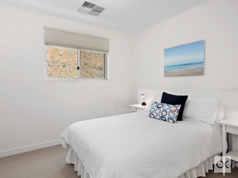 Breeze Beachfront Apartment - Accommodation Tasmania 32
