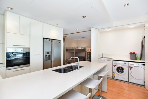 Breeze Beachfront Apartment - Accommodation Tasmania 6