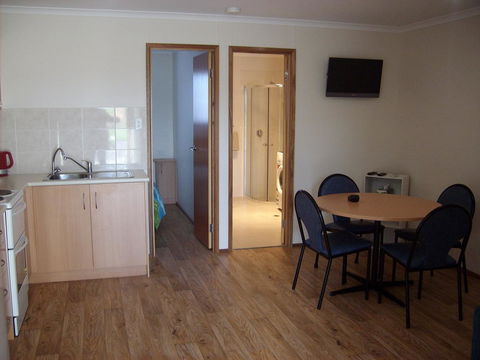 Jacko's Holiday Cabins - Accommodation Tasmania 3