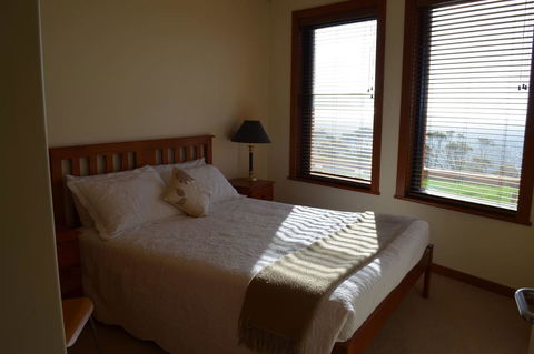 Kingsview Belair, Apartment Grand Views Of Adelaide - Accommodation Tasmania 4