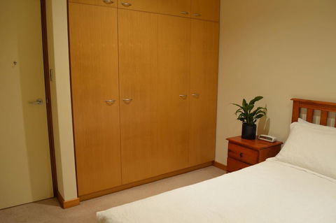 Kingsview Belair, Apartment Grand Views Of Adelaide - Accommodation Tasmania 11