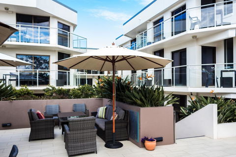 Bayview Beachfront Apartments, In Town Right On The Beach - Accommodation Tasmania 26