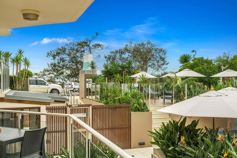 Bayview Beachfront Apartments, In Town Right On The Beach - Accommodation Tasmania 13