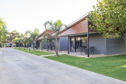 Paringa Resort - Accommodation Tasmania 4