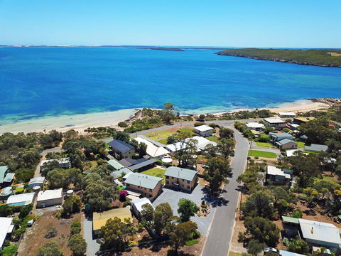 Longbeach Apartments - Accommodation Tasmania 1