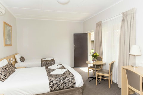 Bathurst Motor Inn - Accommodation Tasmania 24