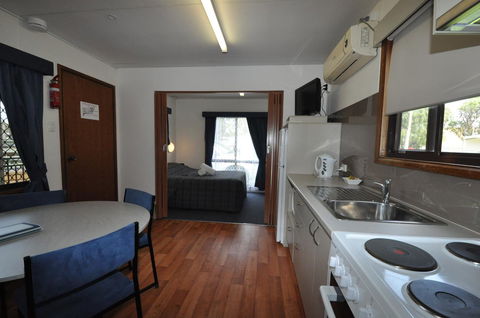 Beachside Holiday Park - Accommodation Tasmania 13