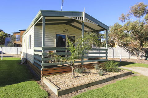 Beachside Holiday Park - Accommodation Tasmania 4