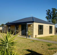 DBJ Holiday Units - Accommodation Tasmania