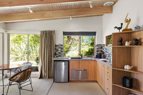 Adelaide Hills Retreats - Accommodation Tasmania 24