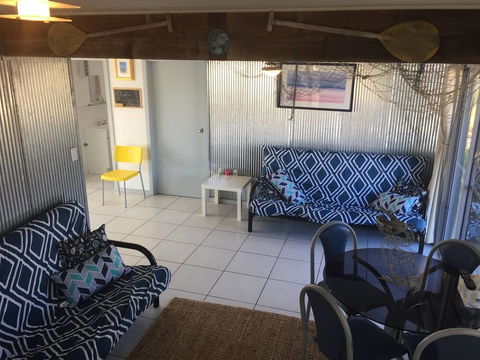 SHAKIN' SHACK - Accommodation Tasmania 9