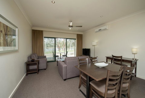 Clare Country Club - Accommodation Tasmania 14