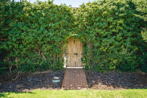 Mick O\'Sheas - Accommodation Tasmania 32