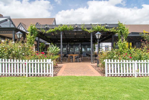 Mick O\'Sheas - Accommodation Tasmania 39