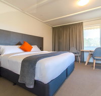 Mick O'Sheas - Accommodation Tasmania