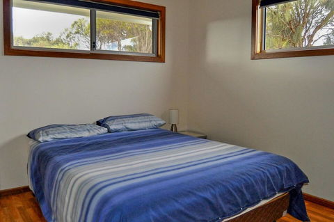 Rest A Shore Coffin Bay - Accommodation Tasmania 9