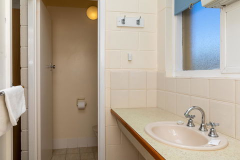 Blue Seas Motel - Accommodation Tasmania 9