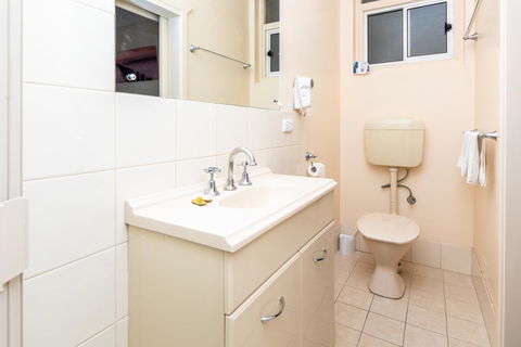 Blue Seas Motel - Accommodation Tasmania 13